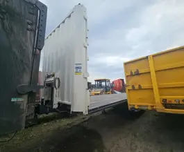 Специальный полуприцеп Прицепная техника Krone SD 2023 года б/у