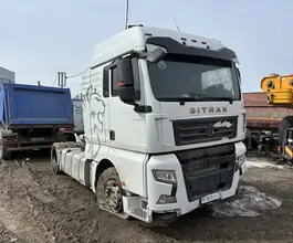 Седельный тягач Седельный тягач SITRAK c7h 2023 года б/у фото 3