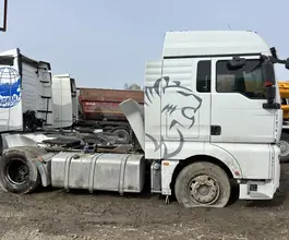 Седельный тягач Седельный тягач SITRAK c7h 2023 года б/у фото 4
