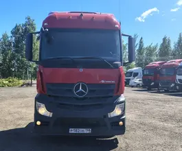 Седельный тягач Mercedes-Benz Actros 2021 года б/у фото 3