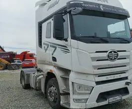 Седельный тягач FAW J6P 2023 года б/у фото 4