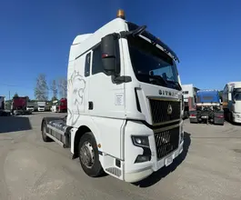 Седельный тягач SITRAK C7H 2023 года б/у фото 4