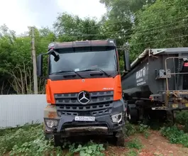 Самосвал  Mercedes-Benz Actros 2022 года б/у фото 3