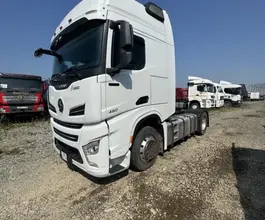 Седельный тягач SHACMAN SX4188YY381 2023 года б/у