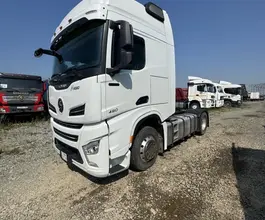 Седельный тягач SHACMAN SX4188YY381 2023 года б/у фото 2