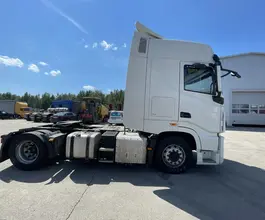 Седельный тягач Седельный тягач Dongfeng DFH4180 2022 года б/у фото 4