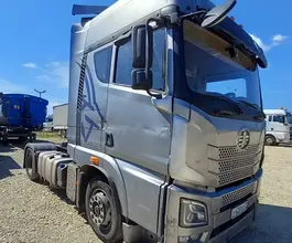 Седельный тягач FAW JH6 2023 года б/у фото 4