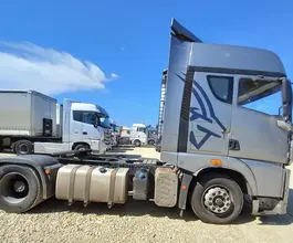 Седельный тягач FAW JH6 2023 года б/у фото 5