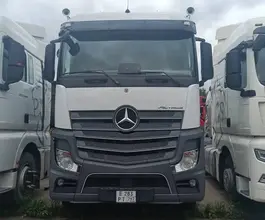Седельный тягач Mercedes-Benz Actros 2023 года б/у фото 3