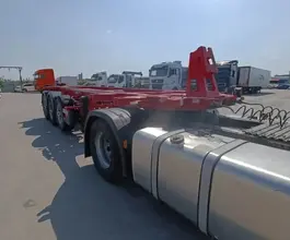 Полуприцеп-контейнеровоз Grunwald 9453 2023 года б/у фото 3