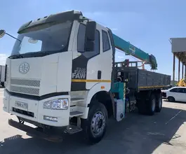 FAW J6 с КМУ  2022 года б/у фото 2