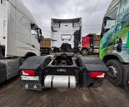 Седельный тягач Седельный тягач FAW J7 2023 года б/у фото 4