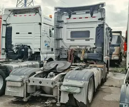 Седельный тягач Седельный тягач FAW JH6 2023 года б/у фото 5