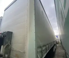 Тентованный полуприцеп Тентованный полуприцеп Grunwald 9453 2023 года б/у