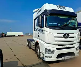 Седельный тягач Седельный тягач FAW J7 2023 года б/у
