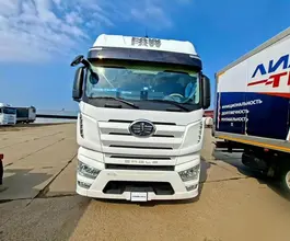 Седельный тягач Седельный тягач FAW J7 2023 года б/у фото 2