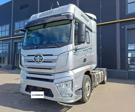 Седельный тягач Седельный тягач FAW J7 2023 года б/у фото 3