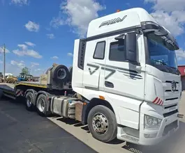 Седельный тягач Седельный тягач FAW J7 2023 года б/у