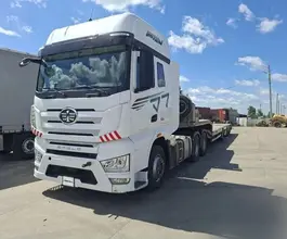 Седельный тягач Седельный тягач FAW J7 2023 года б/у фото 3