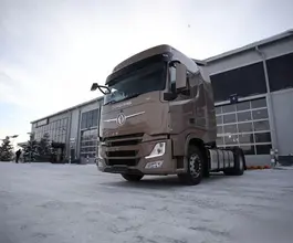 Седельный тягач Седельный тягач Dongfeng gx 2024 года новый фото 2
