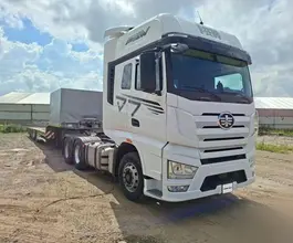 Седельный тягач Седельный тягач FAW J7 2023 года б/у