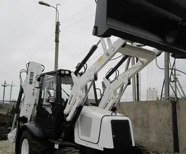 Экскаватор-погрузчик Forway-Полярная Росомаха WB100 двигатель Deutz  новый фото 2