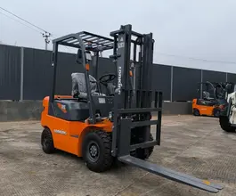 Автопогрузчик вилочный дизельный LG50DT (Compact) LONKING г/п 5 тонн двигатель Xinchai  новый