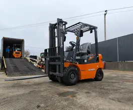 Автопогрузчик вилочный дизельный FD15T LONKING г/п 1,5 тонны двигатель Xinchai  новый