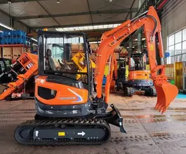 Мини-экскаватор гусеничный LONKING CDM6025 2025 года новый фото 4