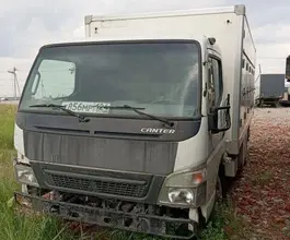 Изотермический фургон Mitsubishi Fuso Canter 2013 года б/у