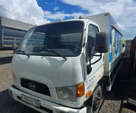 Фургон  Hyundai 2012 года б/у