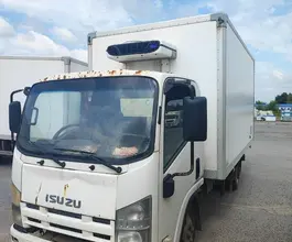 Фургон  Isuzu 2017 года б/у