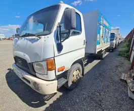 Фургон  Hyundai 2011 года б/у