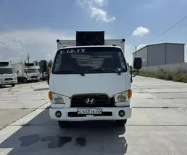 Фургон  Hyundai 2012 года б/у