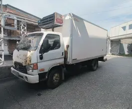 Фургон  Hyundai 2011 года б/у