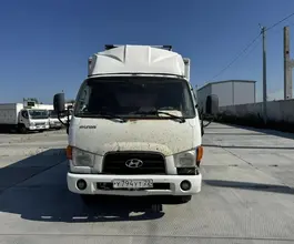 Фургон  Hyundai 2013 года б/у