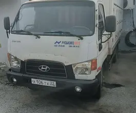 Фургон  Hyundai 2012 года б/у