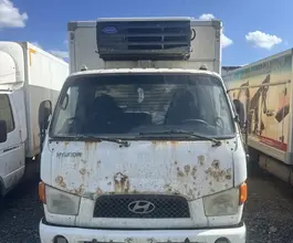 Фургон Hyundai 2011 года б/у