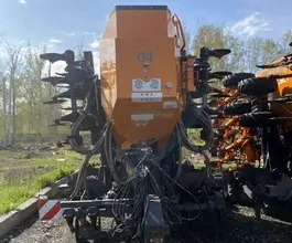 Сеялка Mzuri Pro-Til 6T SELECT 2023 года б/у
