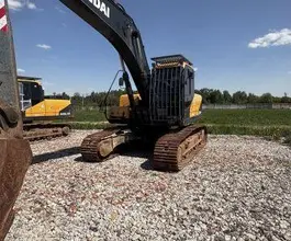 Экскаватор Hyundai R225LVS 2023 года б/у