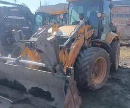 Экскаватор-погрузчик Bull 4SX 2023 года б/у