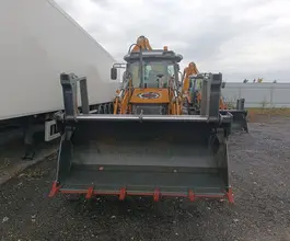 Экскаватор-погрузчик Экскаватор-погрузчик HDCM 3TX 2024 года б/у
