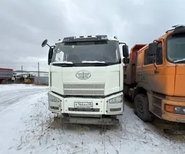Самосвал  FAW J6 2022 года б/у