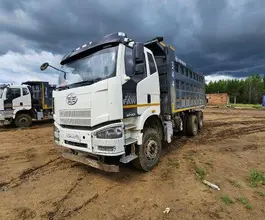 Самосвал  FAW J6 2023 года б/у