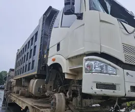 Самосвал  FAW J6 2021 года б/у