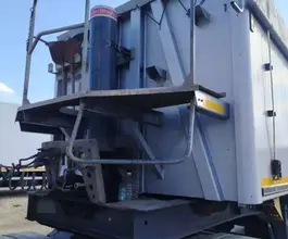 Самосвальный полуприцеп Bodex KIS 4WA1 2023 года б/у