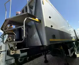 Самосвальный полуприцеп Bodex KIS 4WA1 2023 года б/у