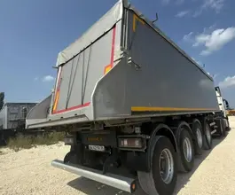 Самосвальный полуприцеп Bodex KIS 4WA1 2023 года б/у