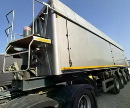 Самосвальный полуприцеп Bodex KIS 4WA1 2023 года б/у