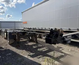 Полуприцеп-контейнеровоз Тонар K4-U 2023 года б/у фото 4